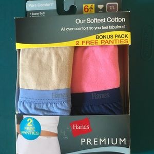 Briefs. Never opened.